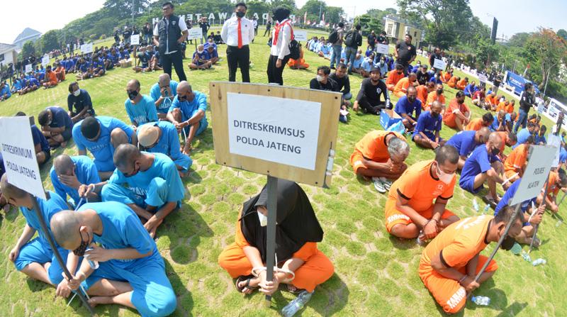 Asyik Ngopi di Warung, Pengecer Judi Online di Blora Ditangkap Polisi