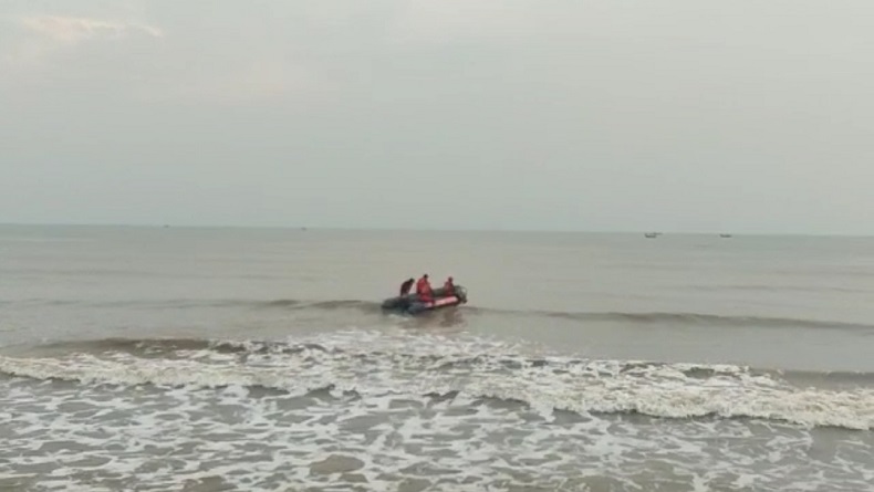 Kronologi Bocah 12 Tahun Terseret Ombak dan Tenggelam di Pantai Mekarsari Indramayu