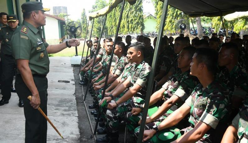 Kunjungi Markas Yonzipur 4/TK, Pangdam Diponegoro Beri Pesan Menggetarkan Prajurit 