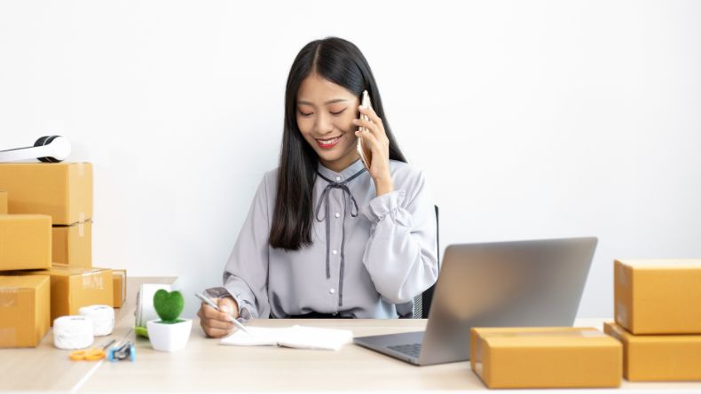 Rekor Telponan Terlama di Dunia, Habiskan 200 Jam, Ngomongin Apa ya?