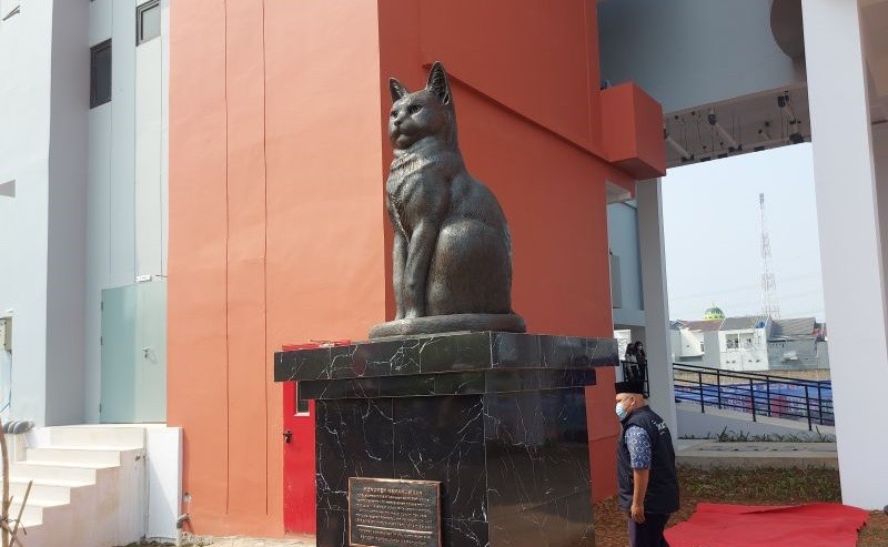 Kisah di Balik Patung Kucing Kampung Susun Cakung, Simbol Perjuangan Lawan Penggusuran