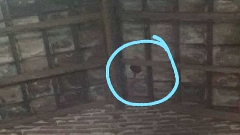 Warga Banyuwangi Geger, Benda Misterius Disertai Percikan Api dan Letupan Jatuh Timpa Rumah