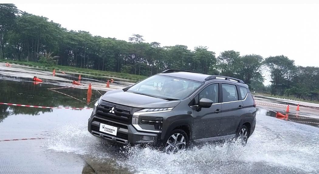 Xpander Cross Benamkan Fitur Active Yaw Control, Apa Fungsinya?