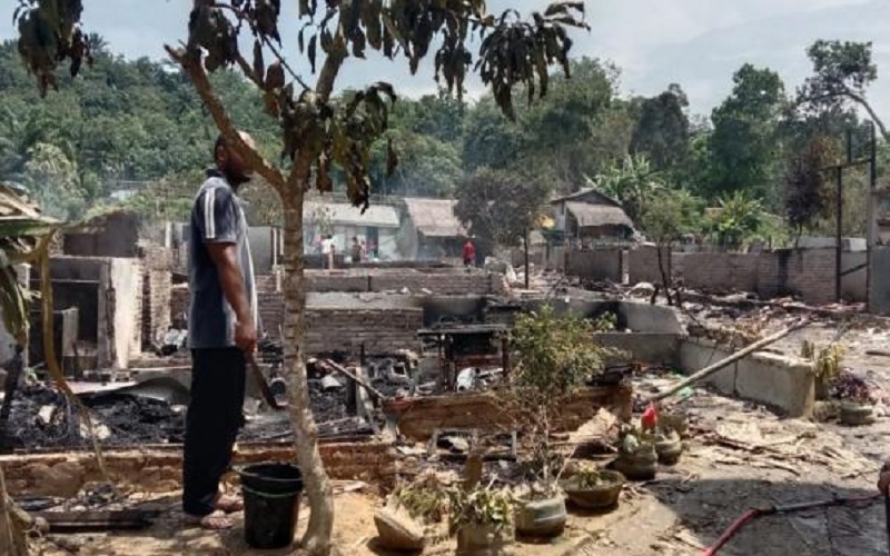 34 Rumah di Kampung Matfah Langkat Hangus Terbakar