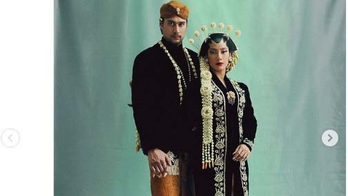 Deretan Artis Menikah di KUA, Nomor 3 Mas Kawinnya hanya Gitar Akustik 