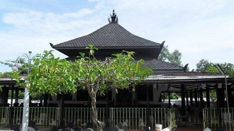 Makam Sunan Kalijaga, Salah Satu Wali Songo Lahir dari Keluarga Bangsawan 