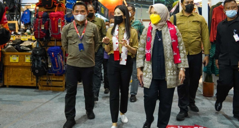 Wamenparekraf Angela Tanoesoedibjo Ajak Pencinta Adventure Kunjungi DXI dan Indofest 2022