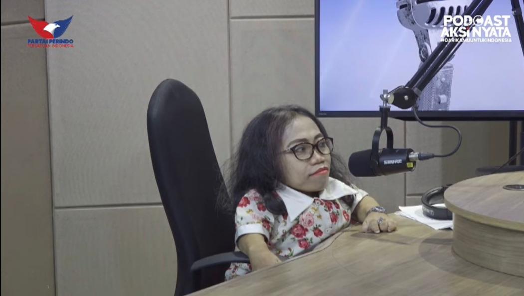 Kisah Inspiratif Louisa Handojo, Seorang Difabel yang Kini Sukses Jadi Motivator