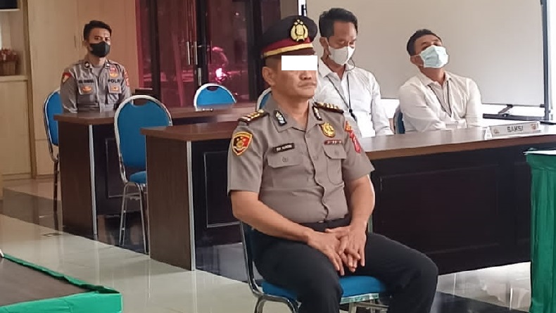 Terbukti Edarkan Sabu dan Ekstasi, Eks Kasatres Narkoba Polres Karawang Dipecat