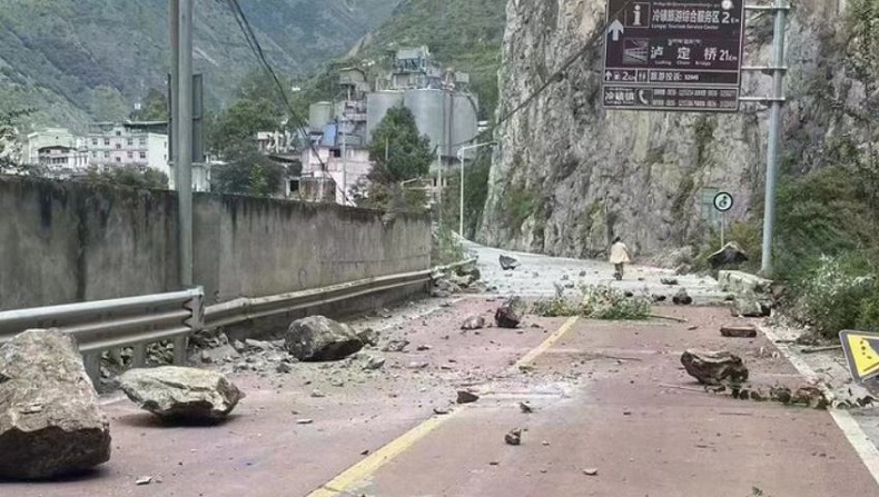 Gempa Magnitudo 6,8 di Sichuan China Tewaskan 7 Orang