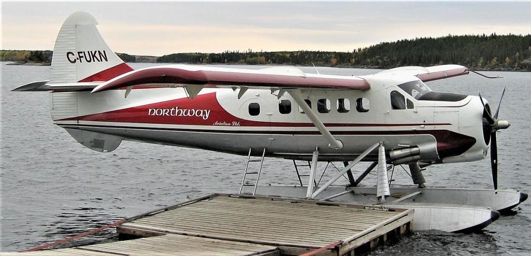 Pesawat Apung Jatuh di Pantai, 1 Orang Tewas 9 Lainnya Hilang
