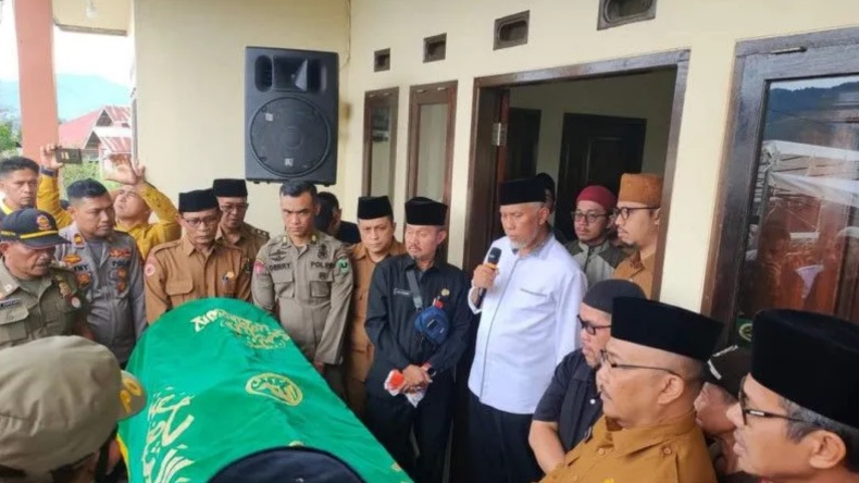 Innalillahi, Ayah Gubernur Sumbar Mahyeldi Tutup Usia