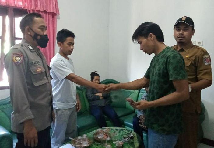 Suami di Buleleng Hajar Istri gegara Pergoki Chatting dengan Pria Lain