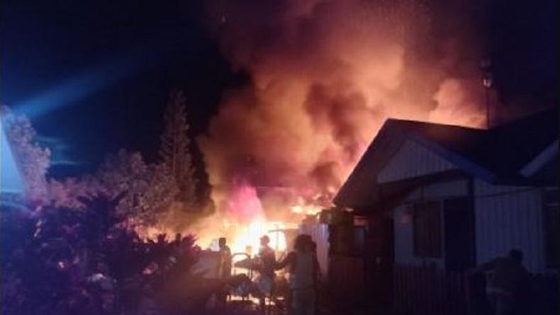 Ruko dan 3 Rumah Dinas ASN di Pegunungan Bintang Terbakar, Kerugian Capai Rp3 Miliar