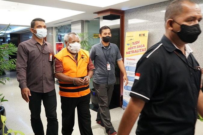 Tahanan Korupsi Kerap Pakai Masker, KPK Siapkan Aturan Larangan