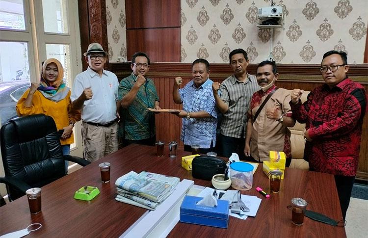 Ketua DPRD DIY Pimpin Kontingen PWI DIY Berlaga di Porwanas 2022