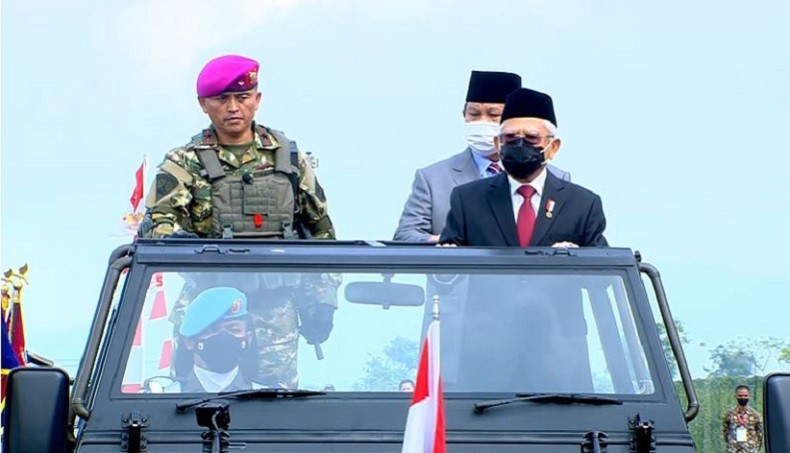 Momen Wapres Ma'ruf Amin dan Menhan Prabowo Periksa 2.974 Personel Komponen Cadangan