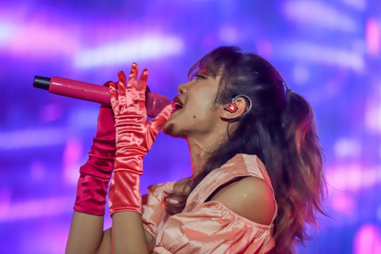 Lagu Cinta Kaleb J, Yura Yunita, dan Vierratale Sukses Guncang Penonton Jakarta  Sound of Love