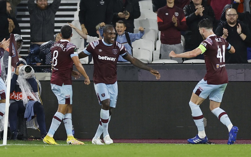 Hasil West Ham Vs Steaua Bucharest: Skuad Moyes Tampil Apik, The Hammers Menang Comeback!