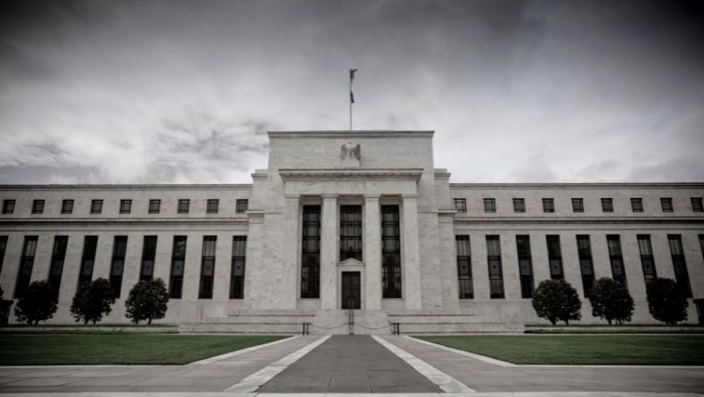 The Fed Naikkan Lagi Suku Bunga 75 Bps 