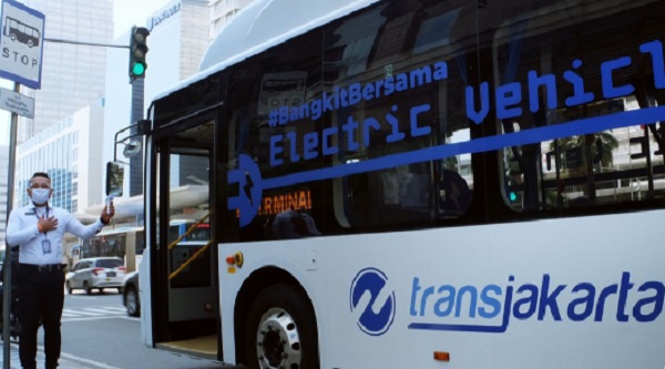 Transjakarta Kembali Beroperasi 24 Jam di 13 Koridor, Ini Daftarnya Lengkap!