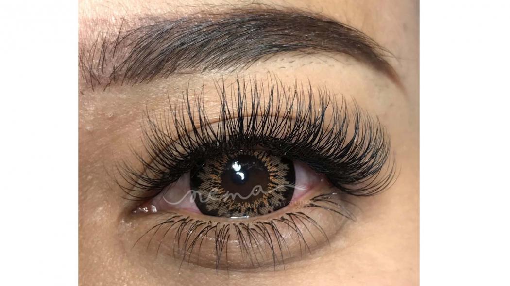 5 Cara Melebatkan dan Memanjangkan Bulu Mata, Hasilnya Bikin Pangling  