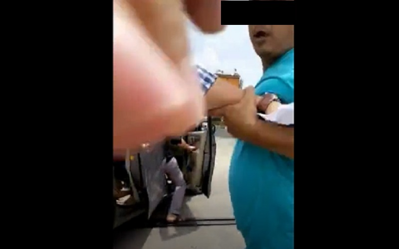 Viral Debt Collector Dipukul Kunci Roda saat Tarik Mobil Warga, Kepala sampai Luka Robek