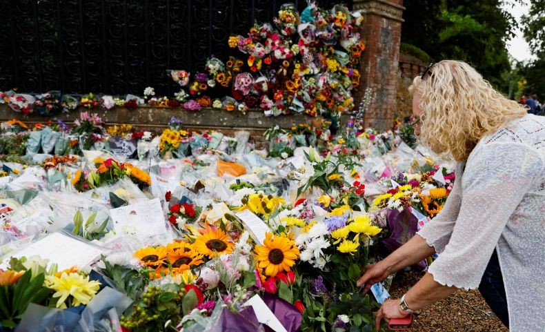 Wow, Turki Ekspor 13 Ton Bunga ke Inggris untuk Pemakaman Ratu Elizabeth