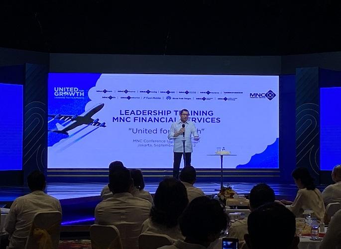 Hary Tanoesoedibjo Berbagi Tips Bangun Bisnis agar Sukses