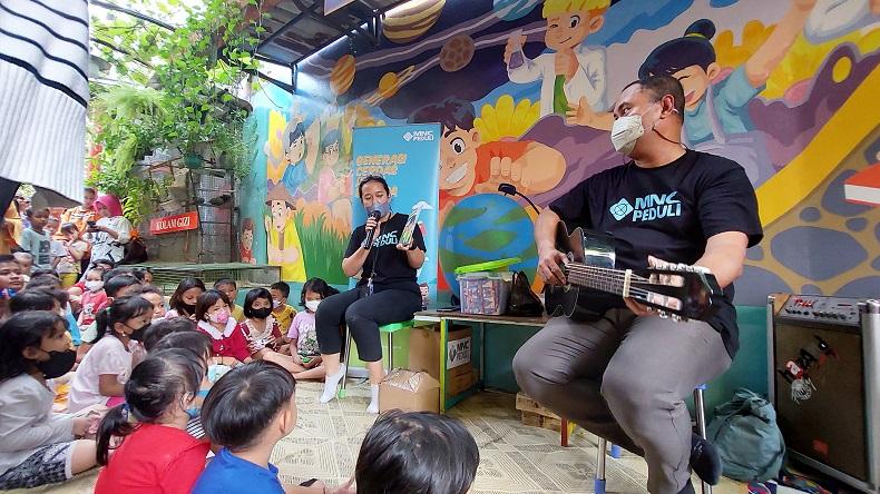 MNC Peduli Sambangi Taman Warna Warni di Jakarta Barat, Dukung Literasi Anak