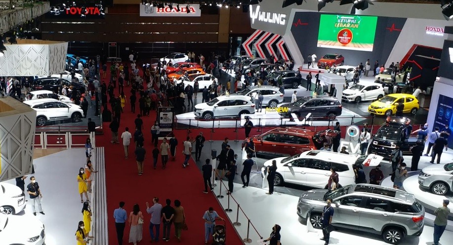 Intip Teknologi Pintar yang Disematkan pada Deretan Mobil di Indonesia