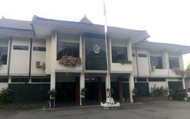  Cerita Horor Gedung DPRD Karanganyar, Ada Penampakan Pocong hingga Perempuan Cantik