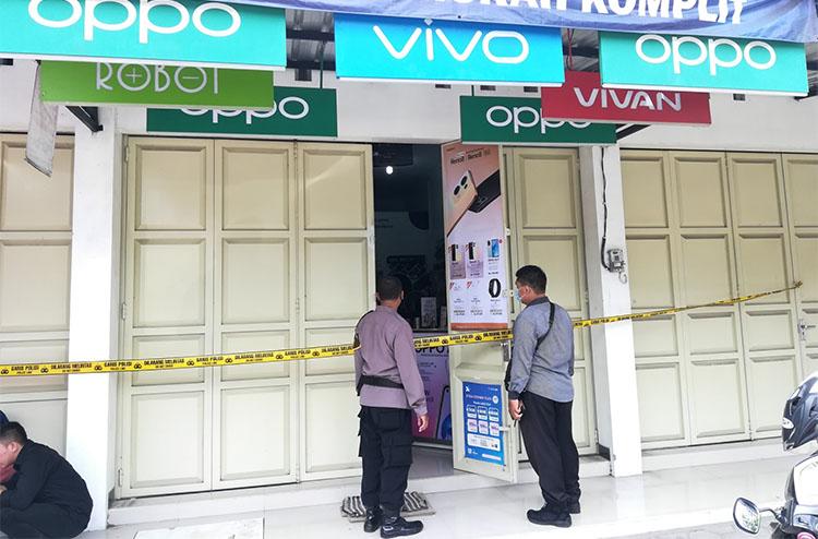 Konter Handphone di Kulonprogo Dibobol, Pencuri Gasak 13 Gawai Senilai Rp26,6 Juta