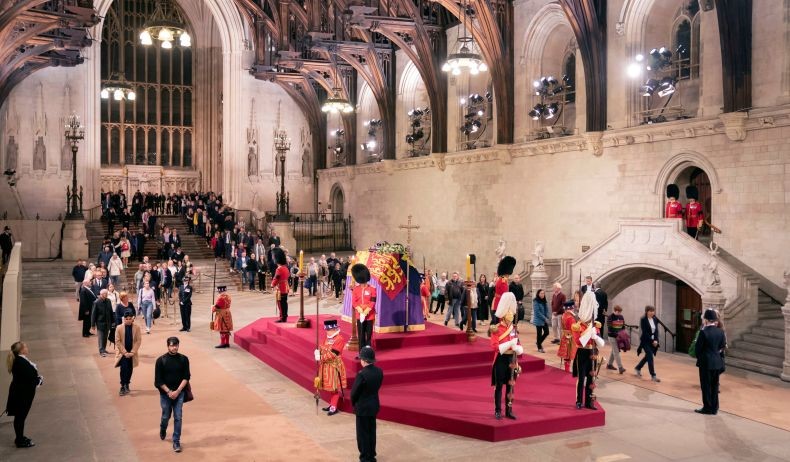 Balas Dendam, Inggris Larang Delegasi China Lihat Peti Ratu Elizabeth di Kompleks Parlemen