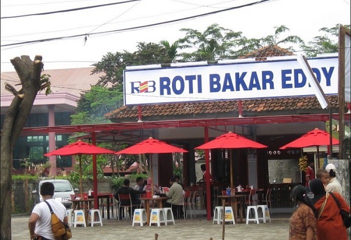 Kisah Pendiri Roti Bakar Eddy, Jadi Pedagang Kaki Lima Sejak Usia 15 Tahun  Kini Miliki Banyak Cabang di Jabodetabek