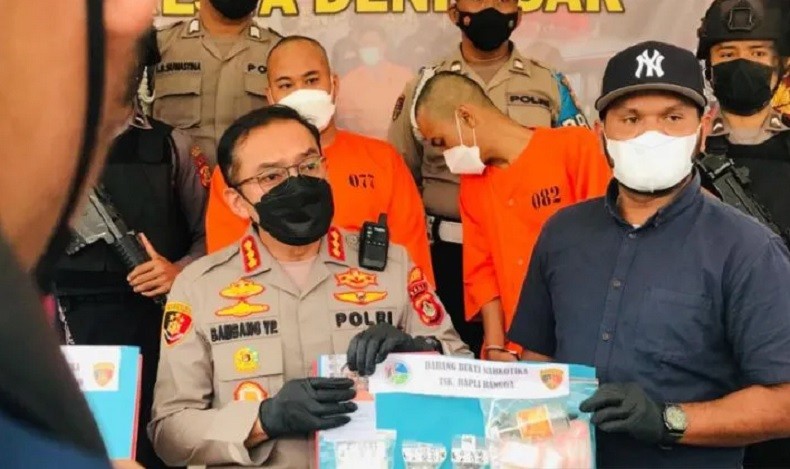 Pasutri Muda di Denpasar Edarkan Sabu, Sekali Tempel Dibayar Rp50.000