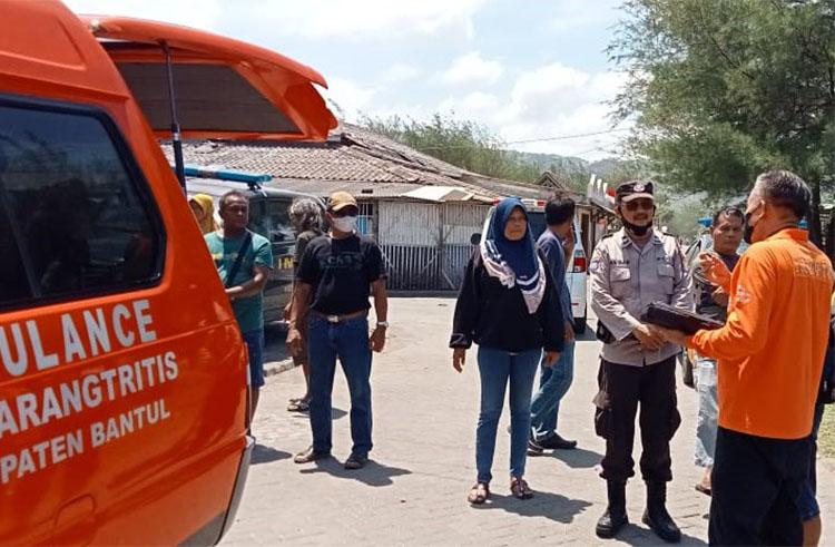 Parangtritis Geger,  Seorang Warga Ditemukan Tewas di Dalam Kamar