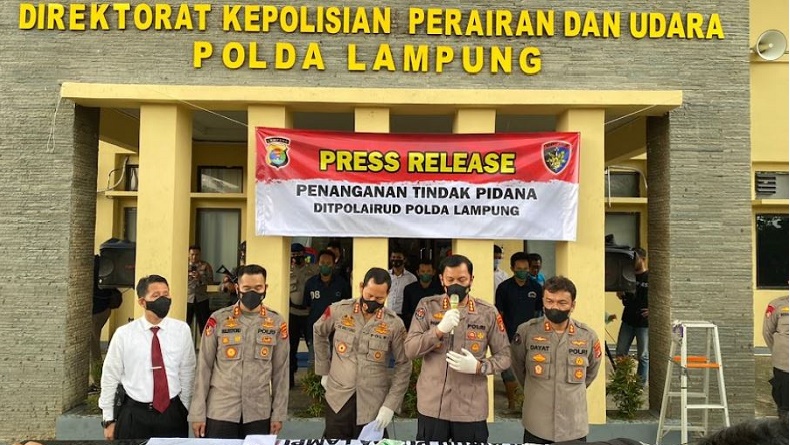 Punya Senpi Ilegal dan Coba Bunuh Rekan, Pria Ini Ditangkap Polairud Polda Lampung