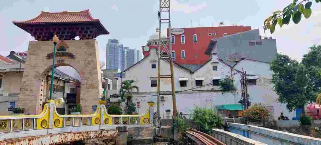 Kawasan dan Benda Cagar Budaya di Jakarta: Jalan Pasar Baru, Batu Penggilingan dan Prasasti Padrao 