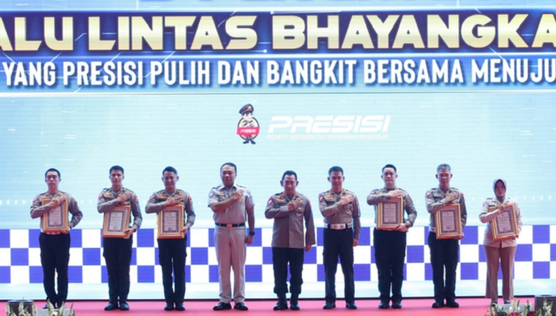 Luncurkan ETLE di 34 Polda, Kapolri Berharap Angka Kecelakaan Lalin Turun