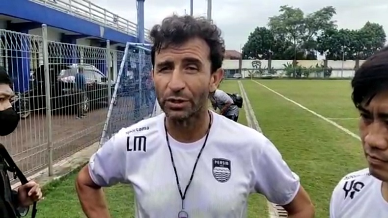 Luis Milla Menghilang dari Sesi Latihan Persib, Ada Masalah Apa?