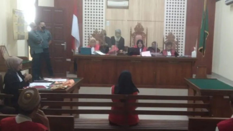 Kelakar Ketua Majelis Hakim ke Terdakwa Narkoba: Daripada Beli Sabu Mending Beli Bakso