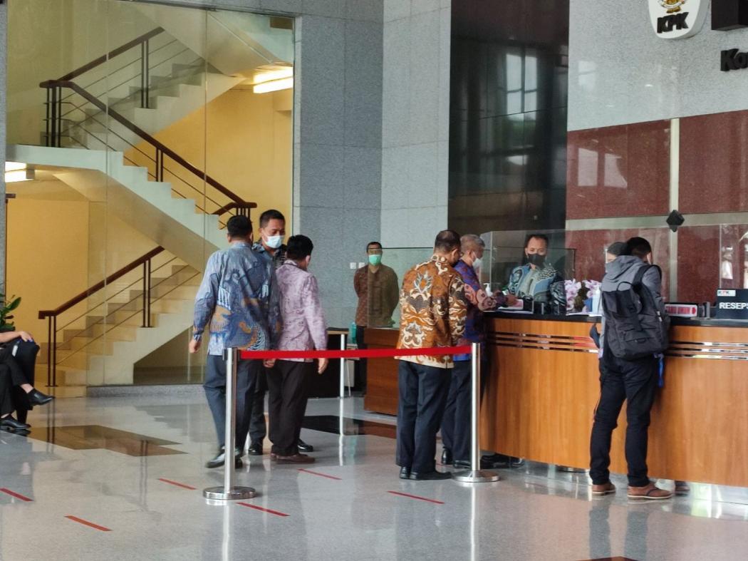 Hakim Agung Sudrajad Dimyati Datangi KPK