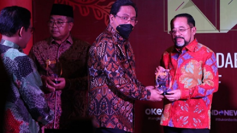 Selamat! Berkat Inovasi di Bidang Administrasi Kependudukan, Bupati Bengkalis Raih Penghargaan KDI 2022