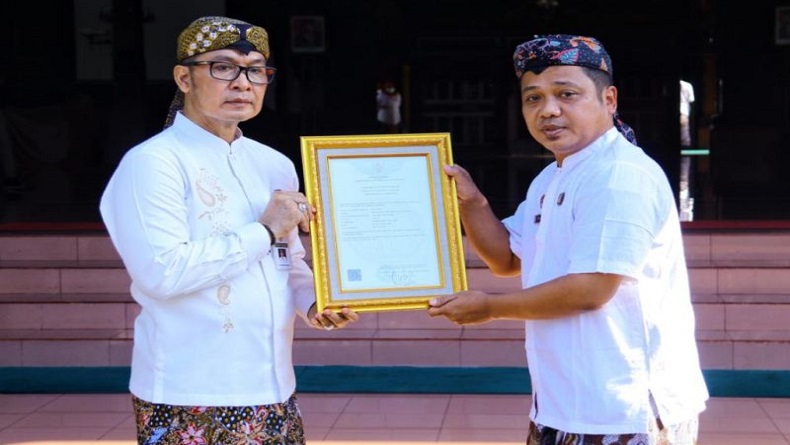 Pemkab Kudus Terima 3 Sertifikat Kekayaan Intelektual saat Momentum Hari Jadi