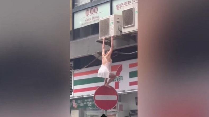 Waduh! PSK Transgender Kabur saat Penggerebekan, Nekat Lompat Jendela Hotel dan Jadi Tontonan