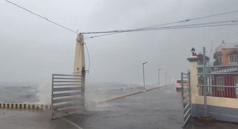 Filipina Diacak-acak Topan Noru, Presiden Marcos Jr Liburkan Kantor dan Sekolah