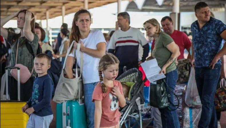 Buntut Perintah Mobilisasi Pasukan Cadangan, Pria Wajib Militer Dilarang Tinggalkan Rusia 