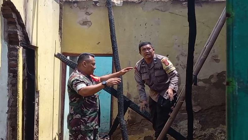 Tanpa Sebab, Pria di Leuwimunding Majalengka Bakar Rumah Orang Tua hingga Ludes