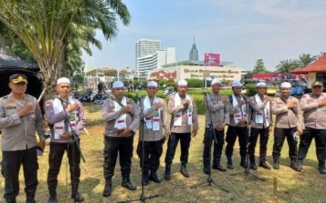 Pasukan Basmalah Dikerahkan Polda Metro saat Amankan Demo di DPR